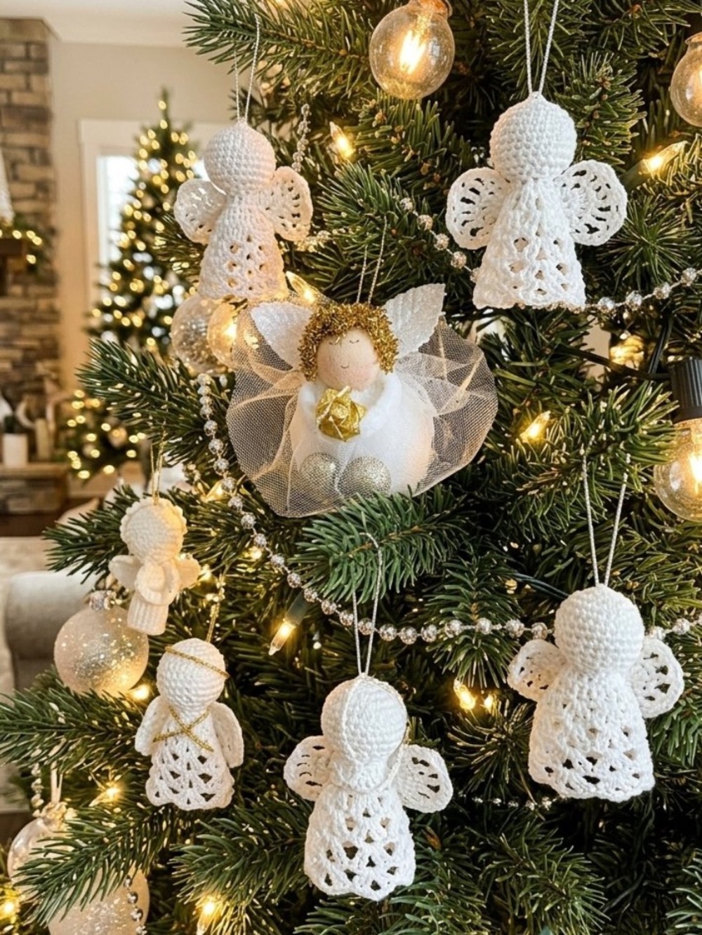ANGEL Handmade Tree ornaments
Crochet & 2 Noodle angels
Adorable!